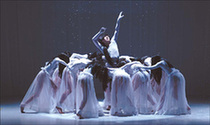 The dance drama 'Winter' is staged in Dream Park. The dance drama 'Winter' is staged in Dream Park.