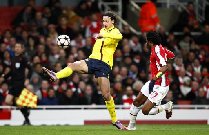 Arsenal rally back to draw Barca 2-2 in Champions League Arsenal rally back to draw Barca 2-2 in Champions League