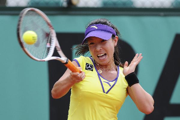 Australian Open semi-finalist Zheng Jie from China outplayed her first round opponent Ekaterina Bychkova of Russia in 7-5, 6-4 at the French Open on Tuesday. Australian Open semi-finalist Zheng Jie from China outplayed her first round opponent Ekaterina Bychkova of Russia in 7-5, 6-4 at the French Open on Tuesday.
