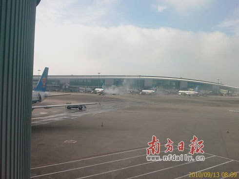 China Southern Airlines plane catches fire, no casualties China Southern Airlines plane catches fire, no casualties